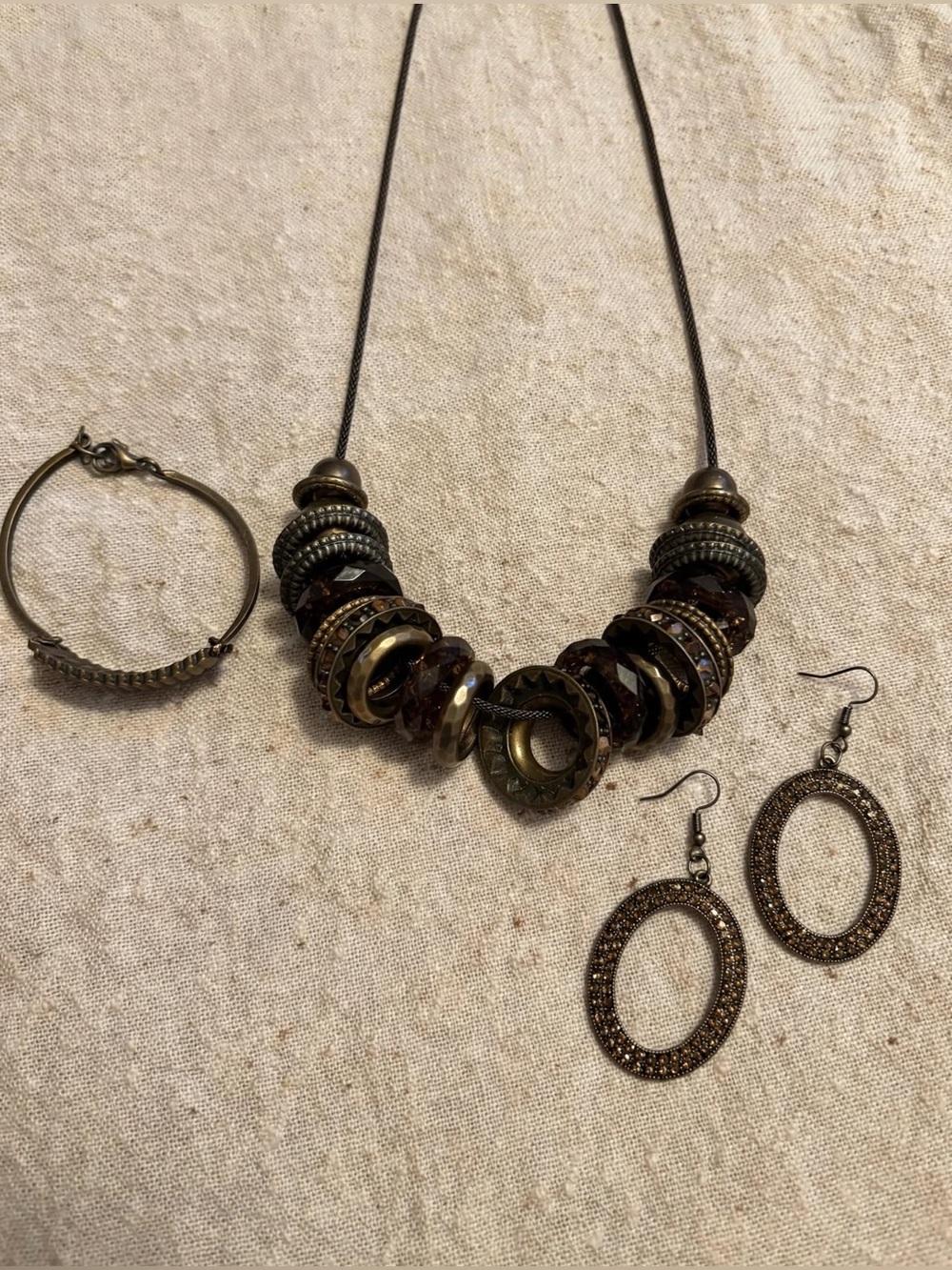 Vintage-Inspired Brown and Gold Beaded Necklace by